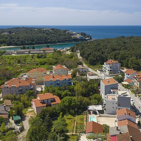 Apartment 200 Meter Zum Mit Salzwasserpool, Grill, Sonnenterrasse *